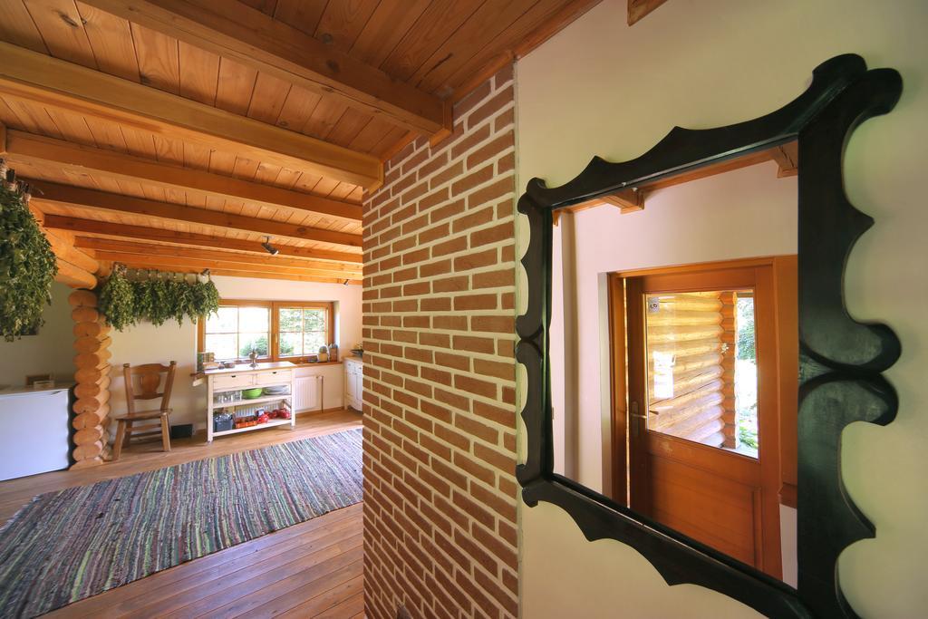 Mazais Livkalns Villa Sigulda Ruang foto