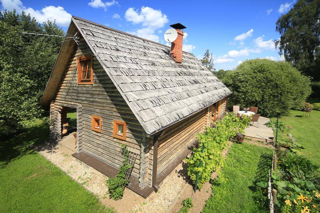 Mazais Livkalns Villa Sigulda Ruang foto